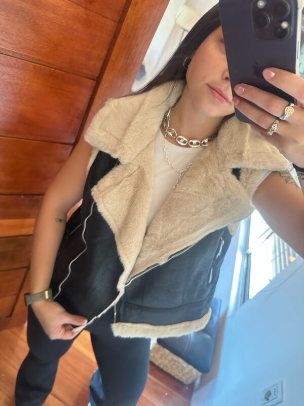 IMG_4466 CHALECO ECO CUERO CON PIEL