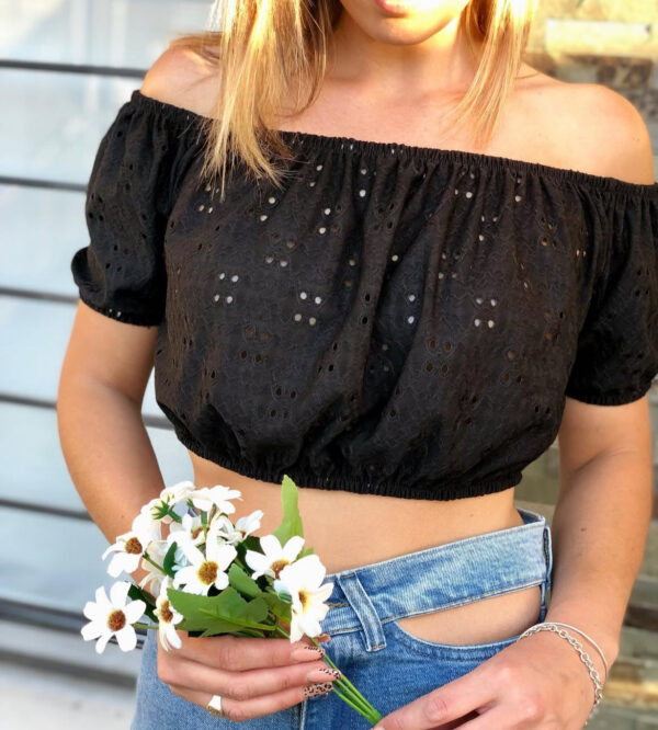 IMG_4357 BLUSA BRODERIE